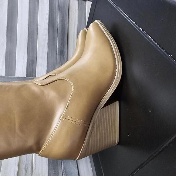 Women's Aubree Ankle Boots | Universal Thread | 7 - Picture 3 of 7